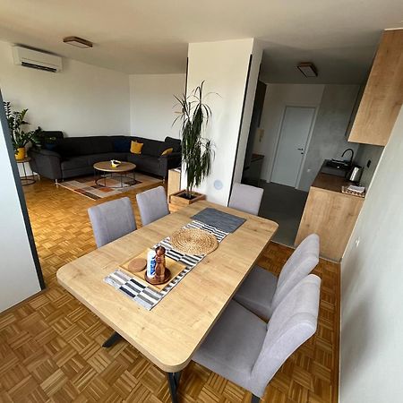 Terra Appartement Zadar Buitenkant foto