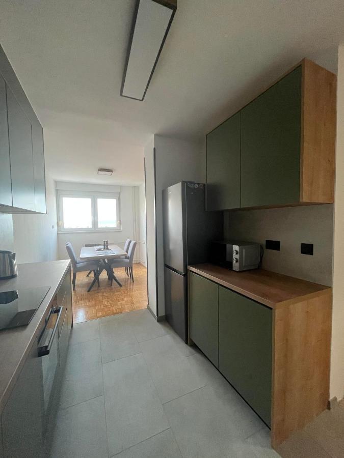 Terra Appartement Zadar Buitenkant foto